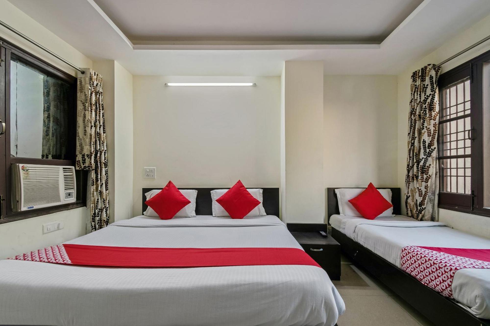 קטרה Oyo Hotel Triund Regency מראה חיצוני תמונה