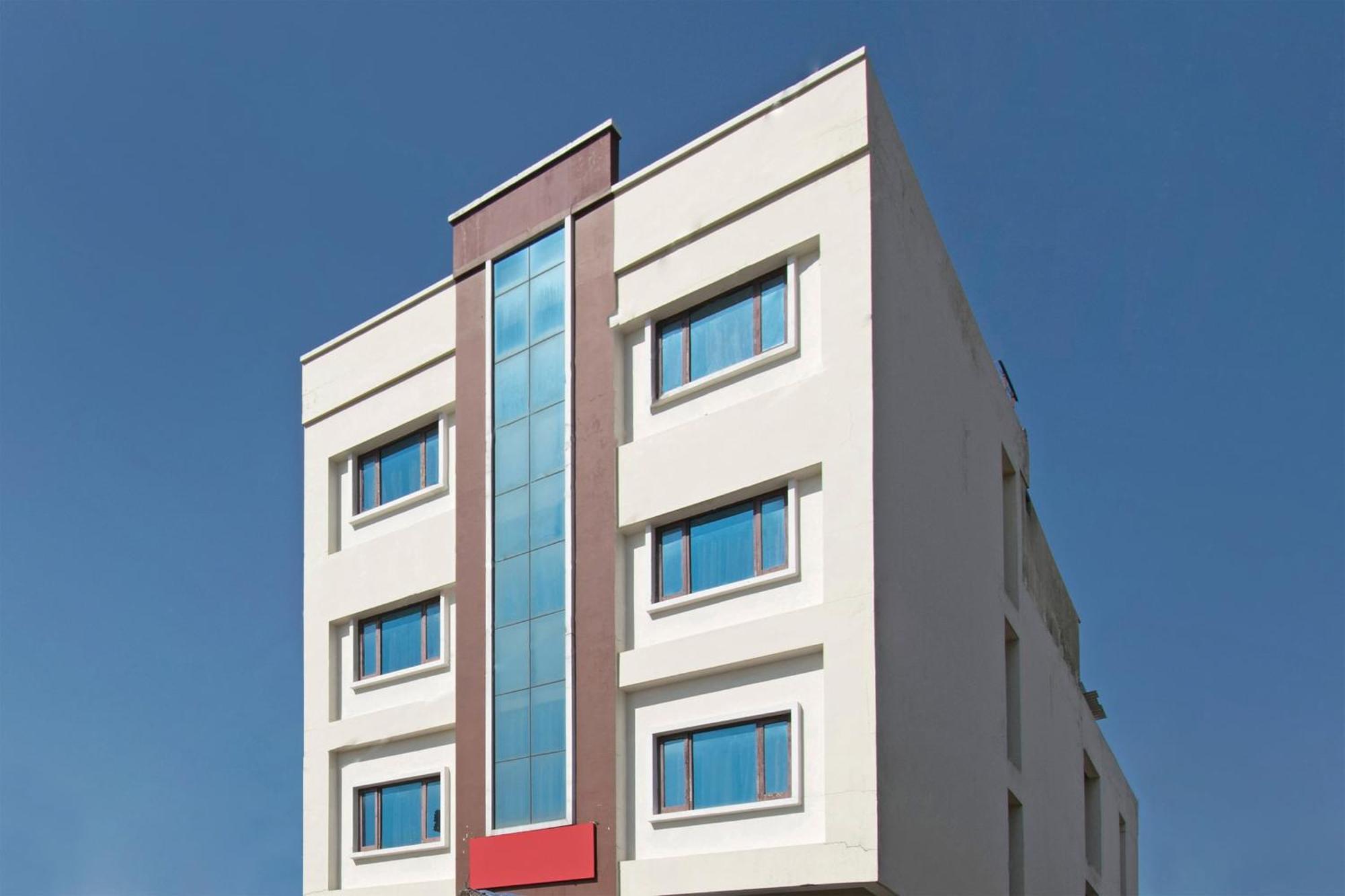 קטרה Oyo Hotel Triund Regency מראה חיצוני תמונה