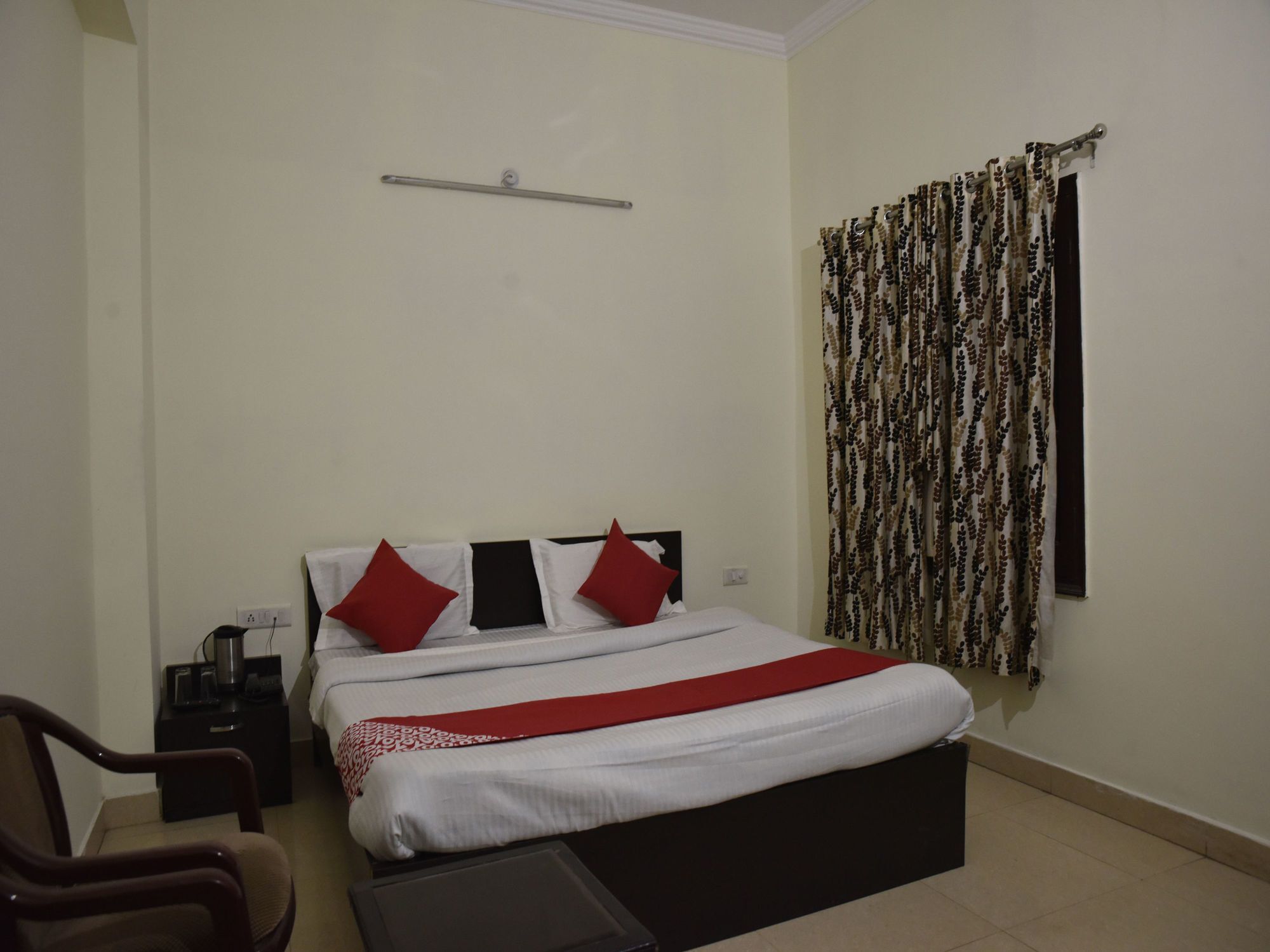 קטרה Oyo Hotel Triund Regency מראה חיצוני תמונה